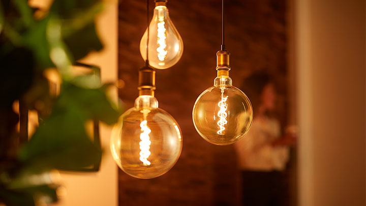 Classic LED lamps LEDClassic Philips lighting